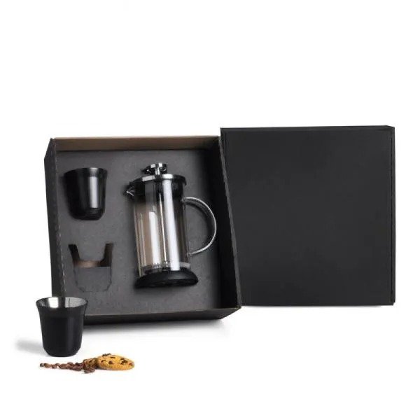 https://salvadorlaser.com.br/products/uploads/_original/kit-cafe-1-cafeteira-prensa-francesa-e-2-copos-de-60-ml-para-cafe-em-aco-inox-preto-350575.jpg
