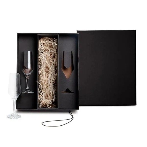 https://salvadorlaser.com.br/products/uploads/_original/kit-de-tacas-de-vidro-para-champagne-190ml-593876.jpg